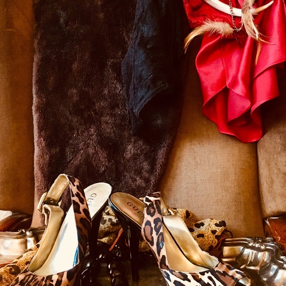 Guess Sexy Peep Toe Sling Back Heel Stilettos - Picture 5 of 8